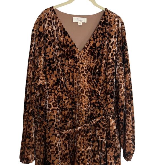 Nurture by Westbound Woman Velvet Maxi Dress 2X Brown Animal Print High Low Hem - Picture 2 of 10